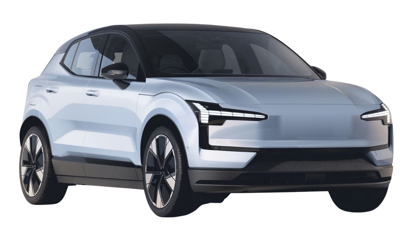 SUV eléctrico azul claro con techo negro, visto de tres cuartos frontal, sobre fondo blanco